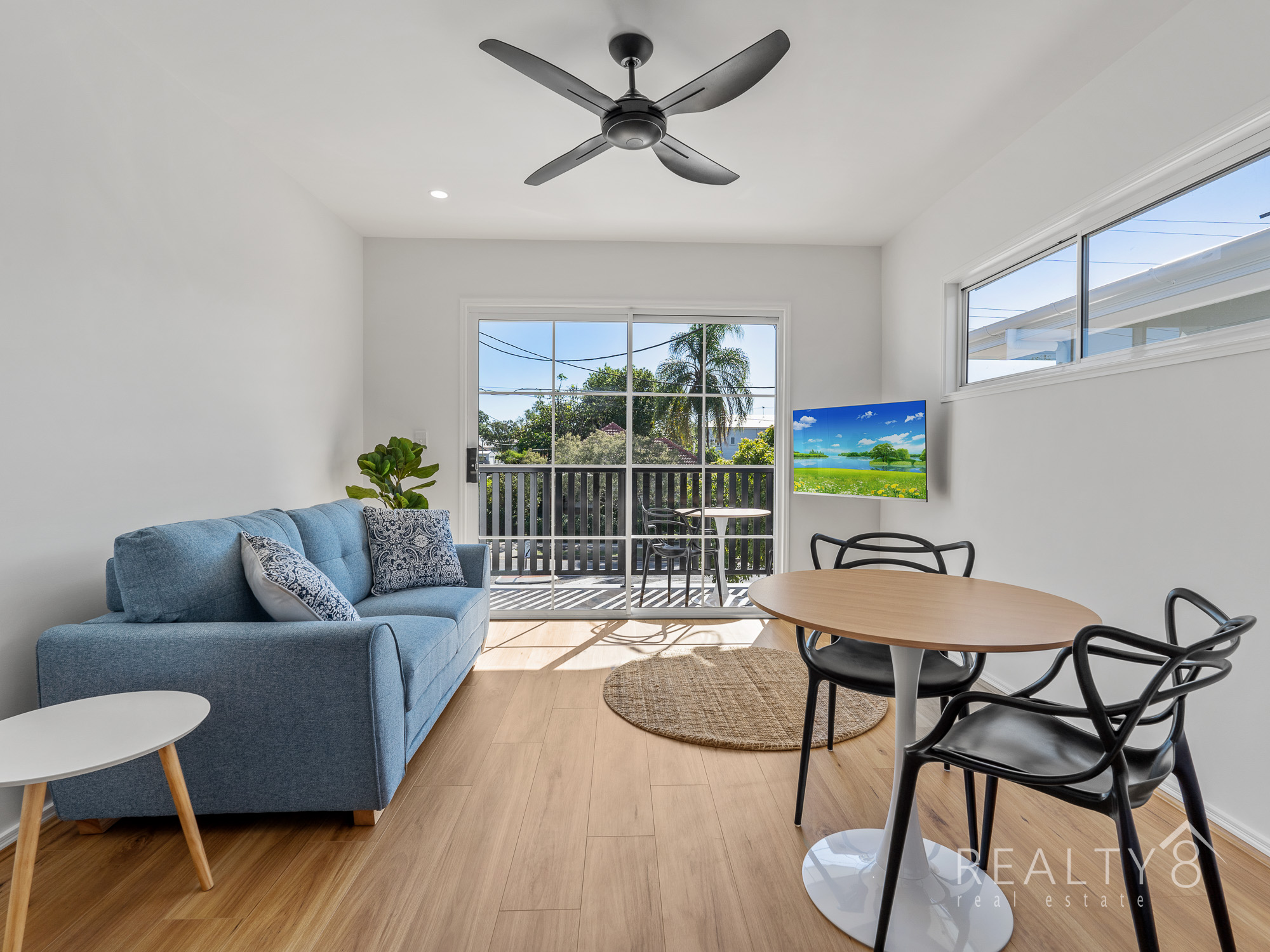 Fully Furnished Micro Apartment in Mitchelton + ALL Utilities.