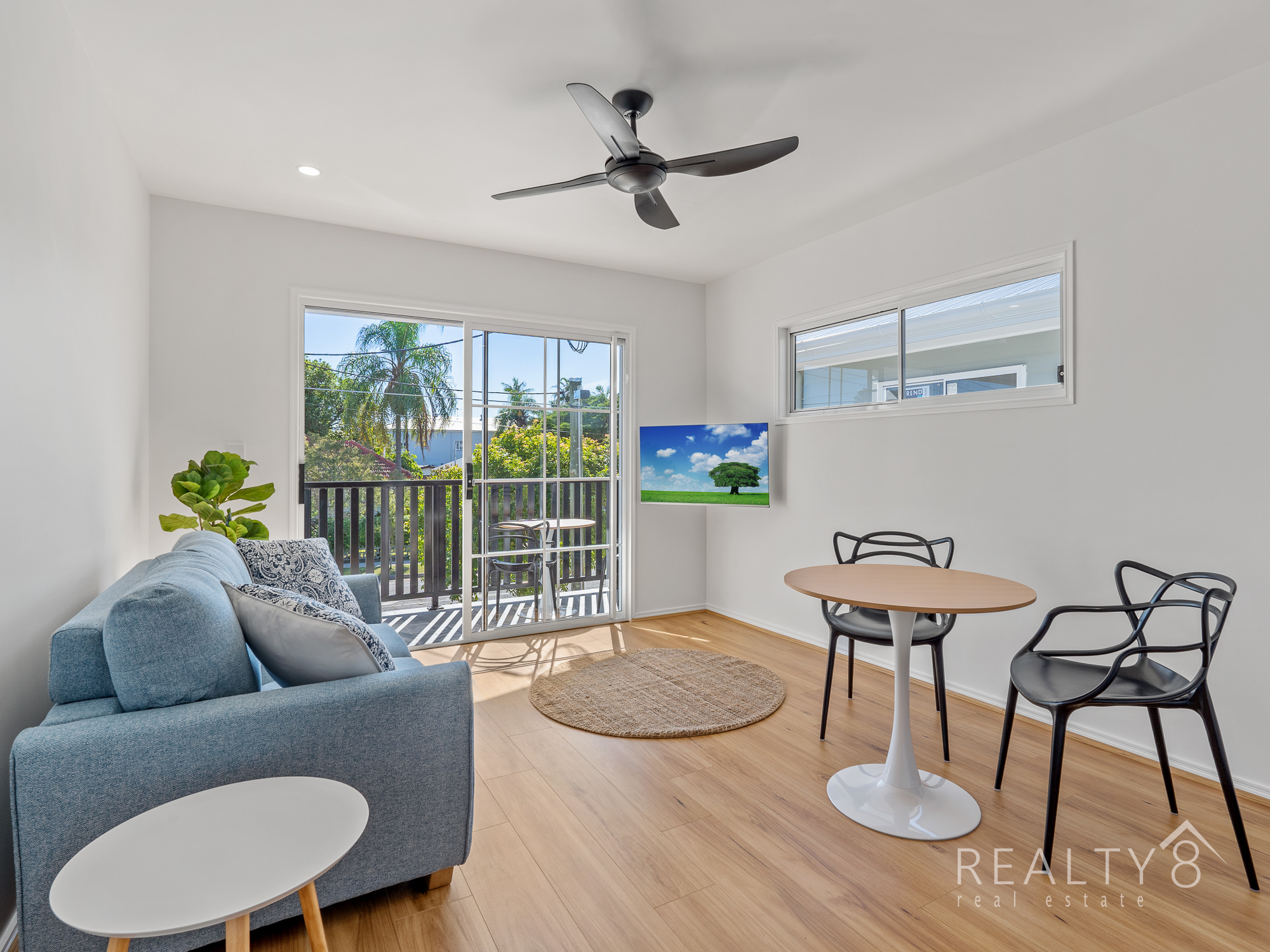 Fully Furnished Micro Apartment in Mitchelton + ALL Utilities.